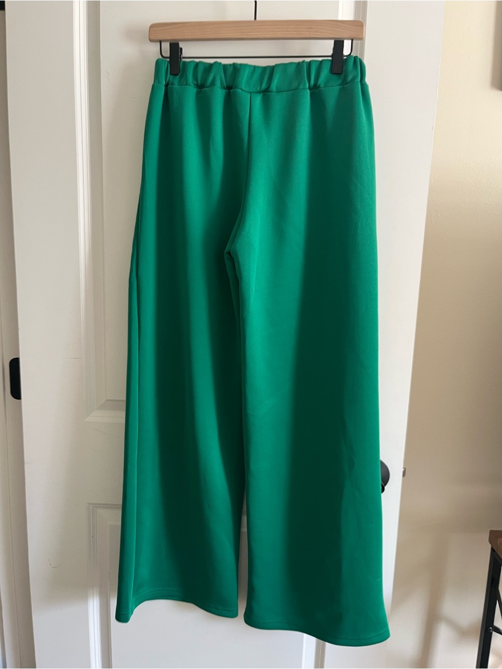 Missguided Green Silk sweatpants Sz S - Picture 2 of 7
